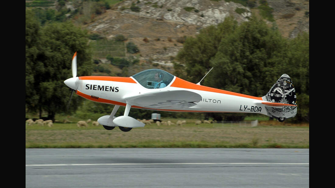 Erstes Schweizer Kunstflugzeug mit Elektroantrieb